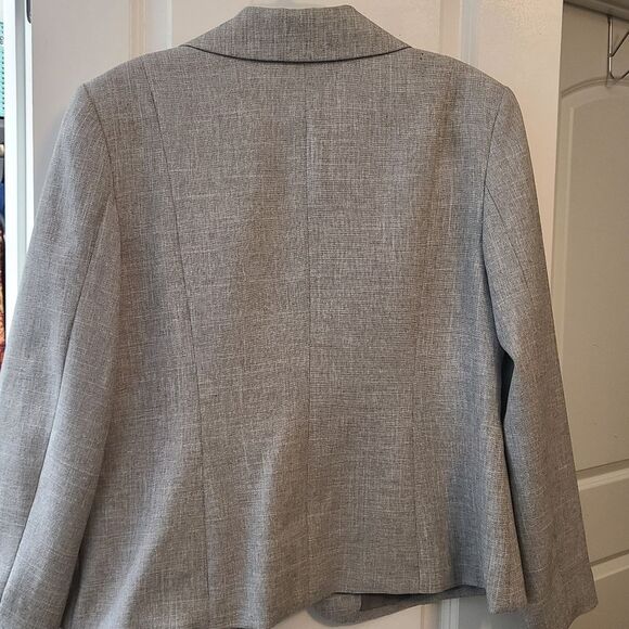 Isabella Suits Gray Blazer with Decorative Zippers - Picture 9 of 11